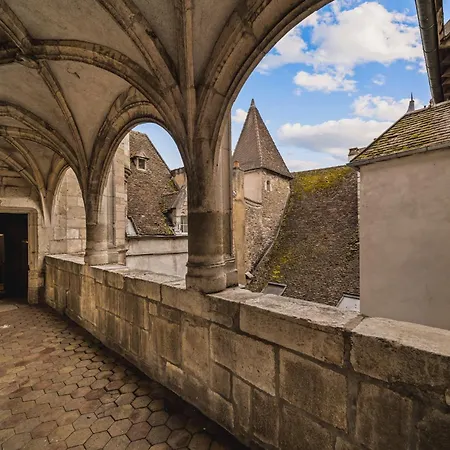 Appartement La Terrasse De La Tour à Beaune  Extérieur photo