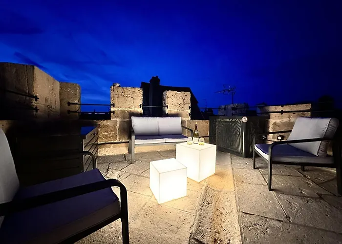 La Terrasse De La Tour